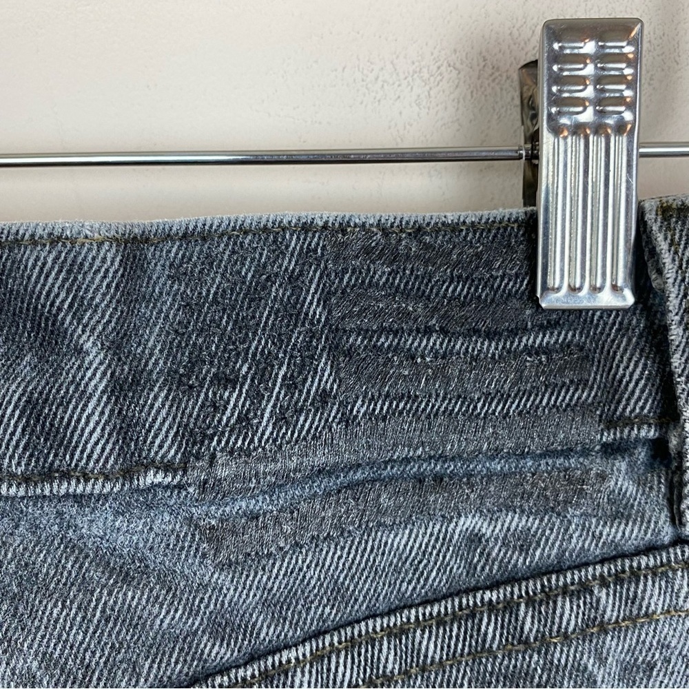 Revice Two Tone High Rise Button Fly Jeans - Picture 6 of 8